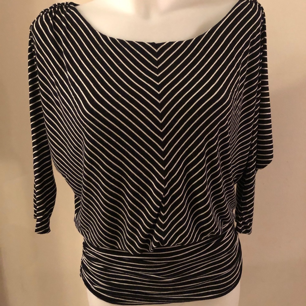 Black and white Top